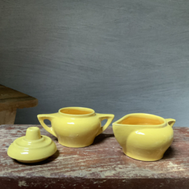 Delen kinderservies van fabriek ERICA Hoogezand