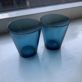 Set van 2 blauwe VERECO waterglaasjes