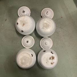 Set geëmailleerde voorraadpotten