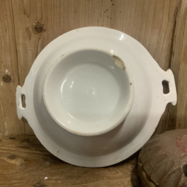 Antiek schaaltje op voet