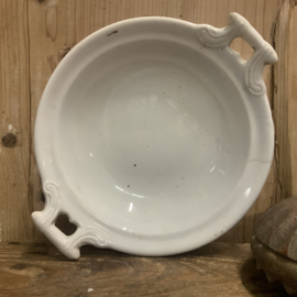 Antiek schaaltje op voet