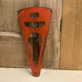TOMADO opener