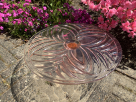 Gebaksschaal van roze persglas