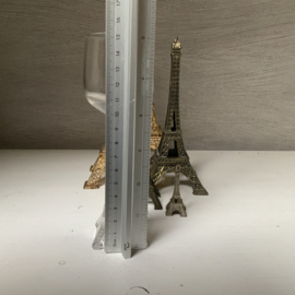 Een “ IJFFELTOREN GLAS”