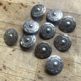Metalen, klederdracht, knopen