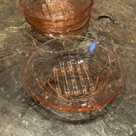 Roze persglas schaaltjes, ovaal
