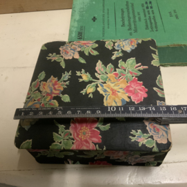 Oude Franse stoffen doos