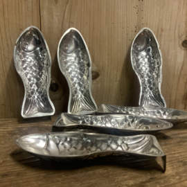 Kleine metalen vissenvormpjes
