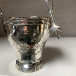 Verzilverd, vintage ijsemmertje met klontjes tang