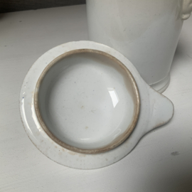 Een stroopkannetje P. Regout