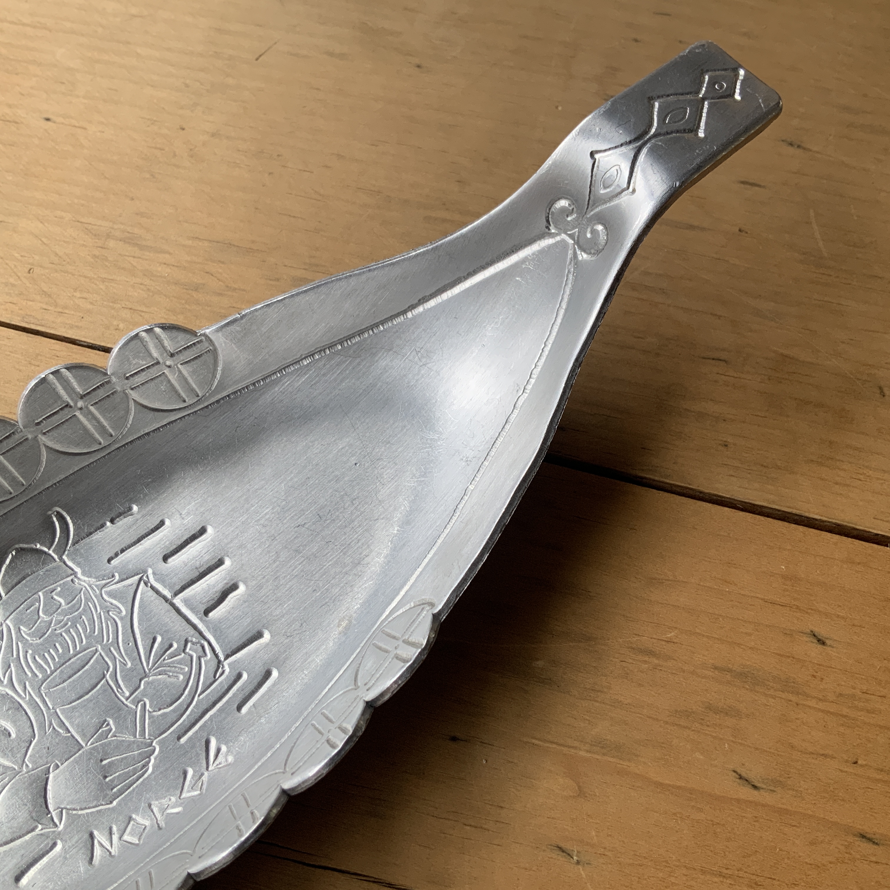 Aluminium viking dienblaadje
