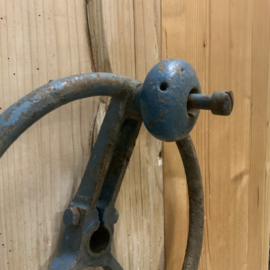 Oud metalen stuurtje