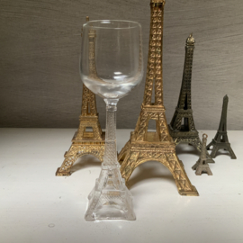 Een “ IJFFELTOREN GLAS”
