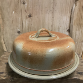 Een keramieken cloche