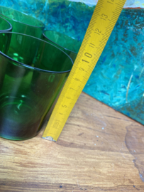 Groen waterglas