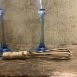 Een bamboe champagnekloppertje