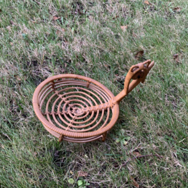 Vintage rotan schaaltje KIP