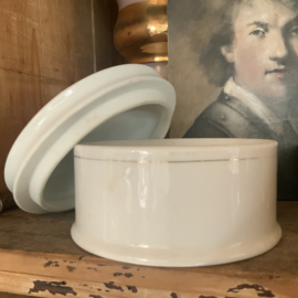 Oude apothekers pot