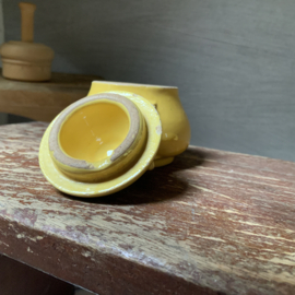 Delen kinderservies van fabriek ERICA Hoogezand