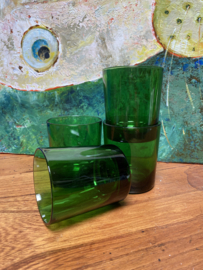 Groen waterglas