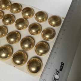 Kaart met “ gouden” knopen