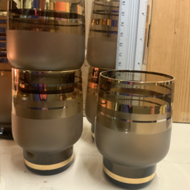 Set van 6 glazen met kan