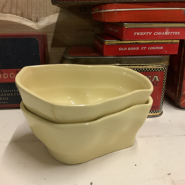 Puddingvorm “ kuikentje” geel