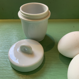 Mooie oude Engelse eggcoddler