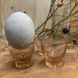 Kleine borrel glaasjes/ eierdopjes ( set van 6)