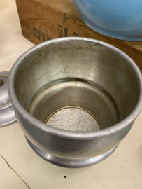 Frans koffiepotje met aluminium filter