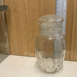 Klein oud voorraadpotje van glas