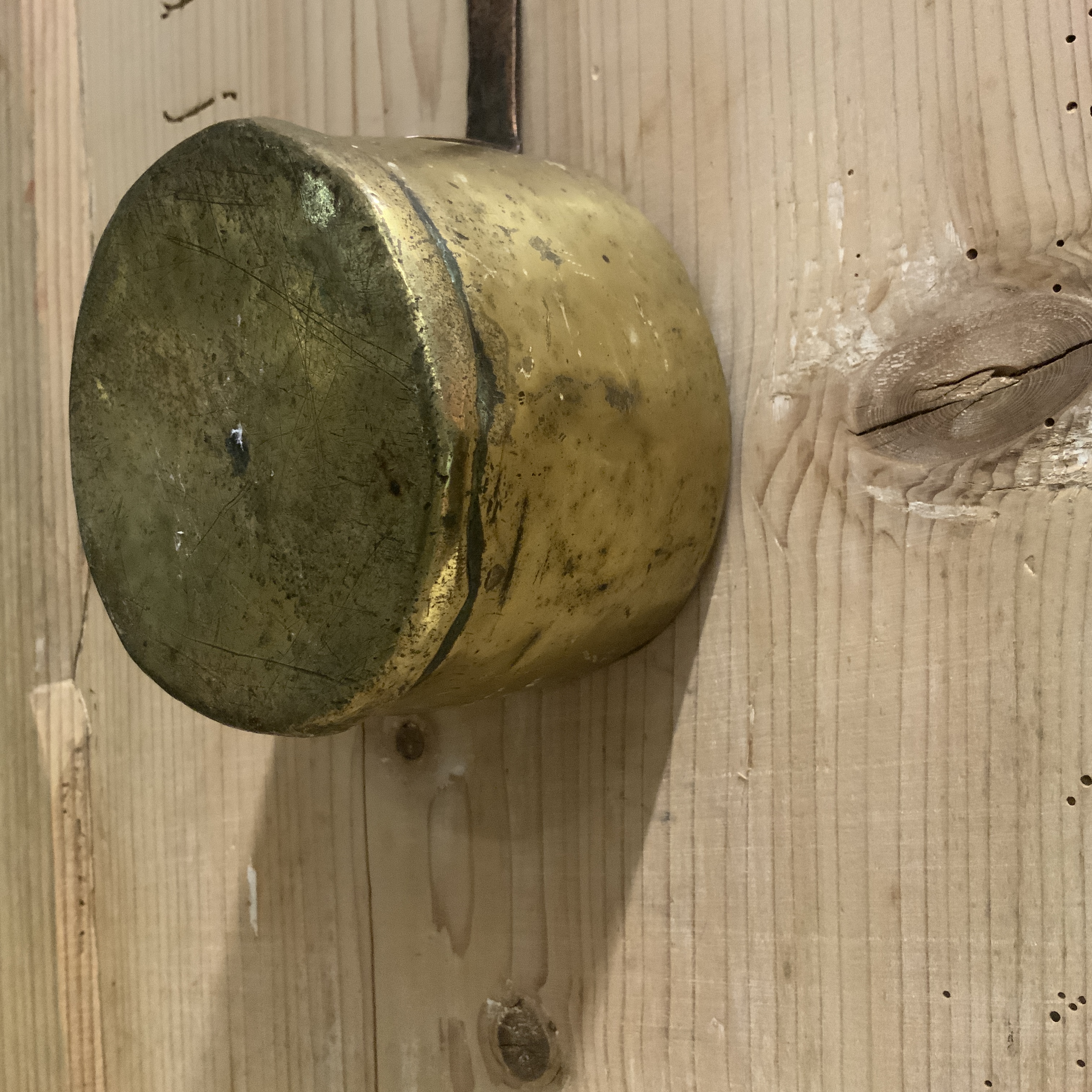 Antiek koperen steelpannetje