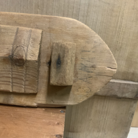 Houten bootje, volkskunst