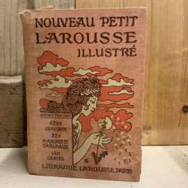 Nouveau petit LAROUSSE illustré