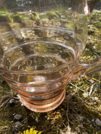 Kan van roze glas