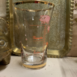 Ladies, gentlemen, pig glaasjes