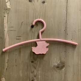 Set vintage kinderkleding hangers (set 1)