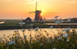 Molen het Noorden,  ringen in de hoeken.