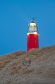 Vuurtoren van Texel, ringen in de hoeken.