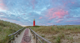 Vuurtoren van Texel, ringen in de hoeken.