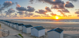 Strandhuisjes, ringen in de hoeken.