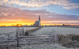 Kerk van den Hoorn, ringen in de hoeken.