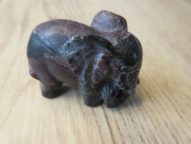 Olifant Garnet (#81)