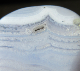 Chalcedoon hanger (K58)