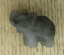 Olifant Labradoriet (#325)