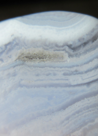 Chalcedoon hanger (K58)