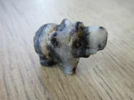 Olifant Amethist (#202)