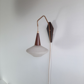 Prachtig Deens design jaren 50 wandlampje
