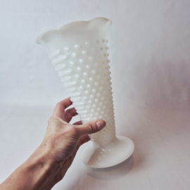 Anchor Hocking vaas | Vintage melkglazen vaas | Hobnail vaas