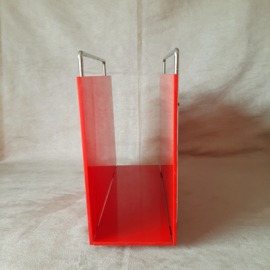 Jaren 60 rode lectuurbak, plexiglas lectuurmand